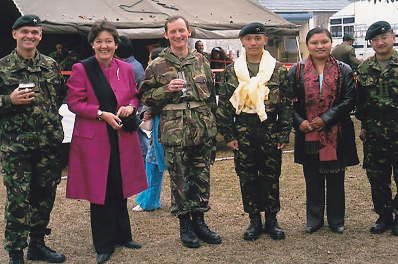 Mingma with British Army Officers